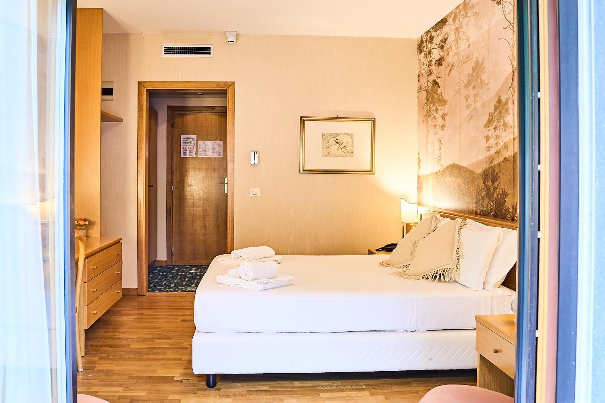 Hotel Camigliatello 卡迈格拉特罗希拉诺 外观 照片
