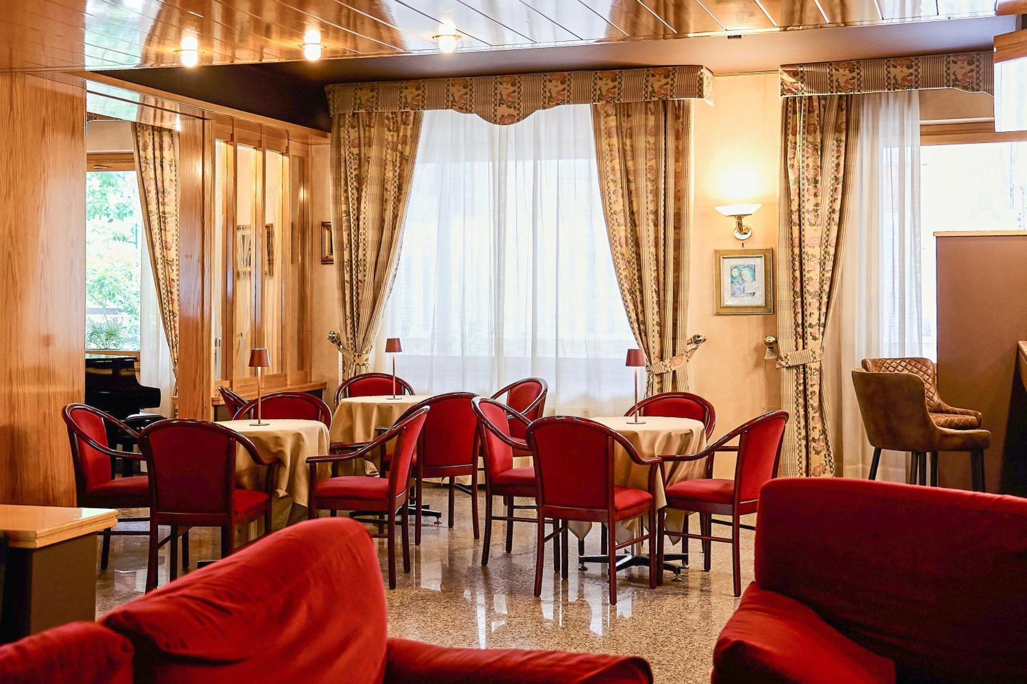 Hotel Camigliatello 卡迈格拉特罗希拉诺 外观 照片
